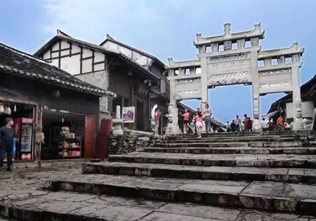 张大大“勇闯大东北”，联动吉林市消防打造出圈文旅直播